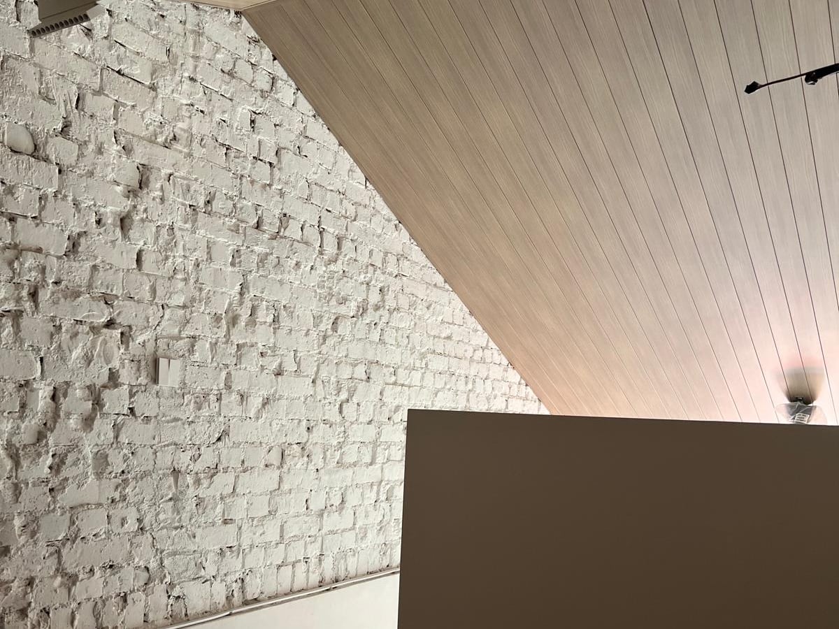Aluminium ceiling battens during installation
